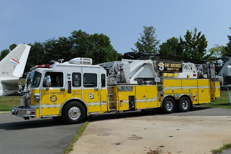 	TRUCK 9, 2000 Spartan/American LaFrance, 
93 Foot Aerial Platform









TRUCK 9, 2000 Spartan/American LaFrance, 
93 Foot Aerial Platform




